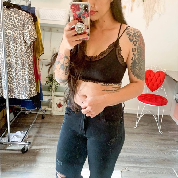 Black Lace Bralette - Picture 2 of 3